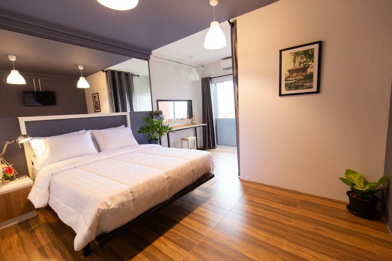 Mango 10 House Hotel Bangkok Exterior photo