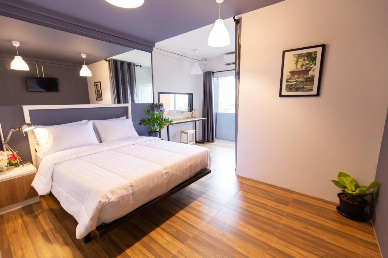 Mango 10 House Hotel Bangkok Exterior photo