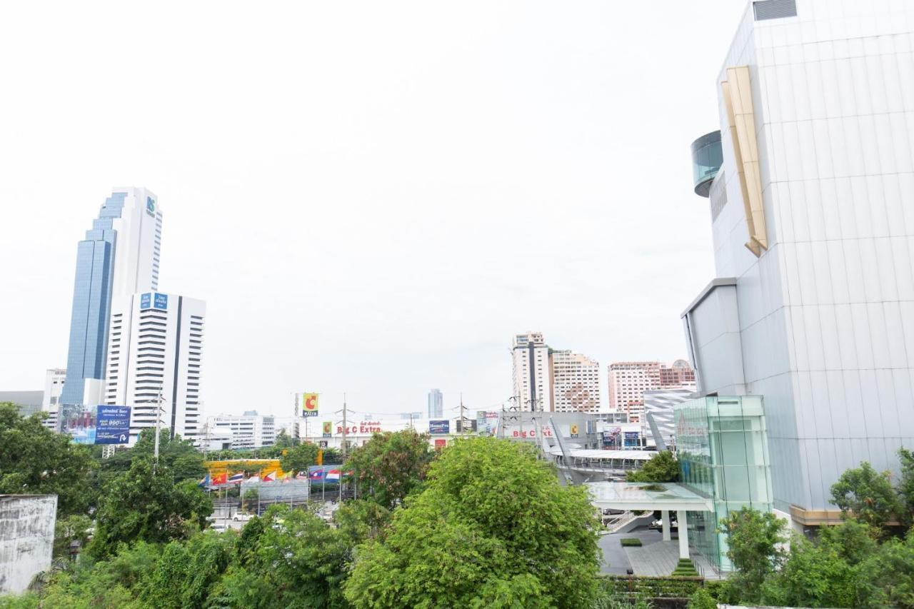 Mango 10 House Hotel Bangkok Exterior photo